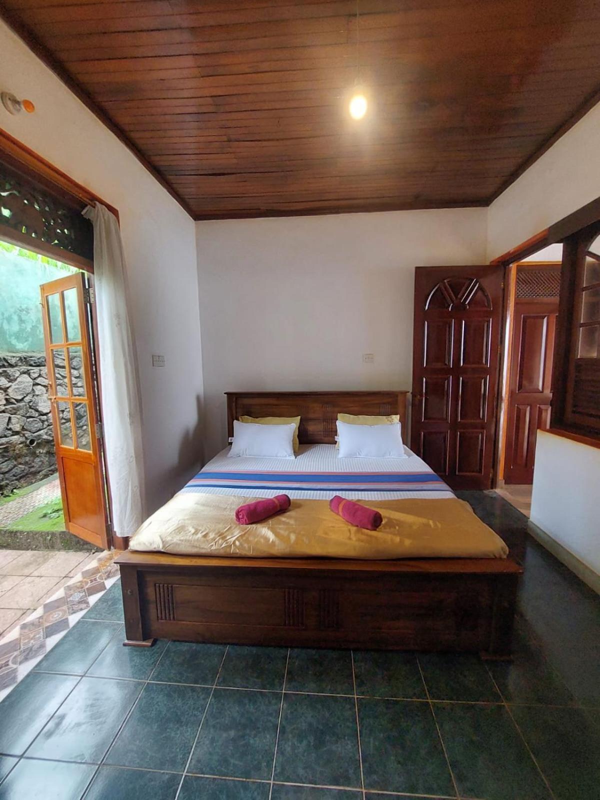 Mystique Hideout Hotel แคนดี้ ภายนอก รูปภาพ